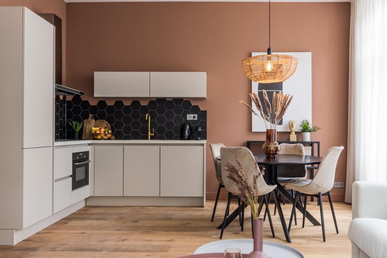 Excellent Listing 'Shiraz' Apartment The Hague Luaran gambar